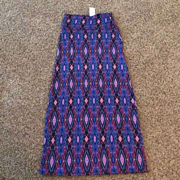 Rue21 Dresses & Skirts - Colorful maxi skirt